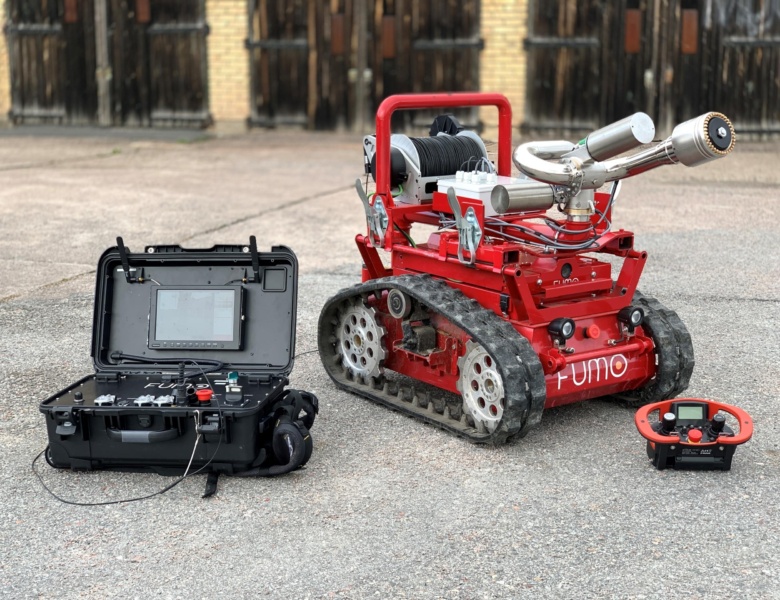 Fumo fire-fighter robot